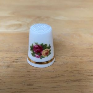 Royal Albert thimble